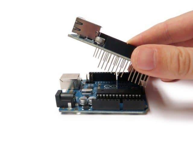 How to Connect Arduino to internet with Ethernet Shield