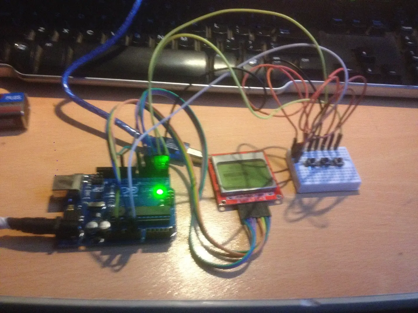Drive and Build Project with Nokia 5110 LCD using Arduino