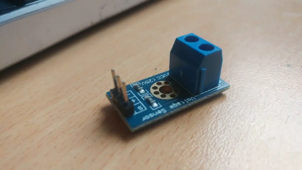  Build Multi-Meter with Arduino UNO and B25 Voltage sensor