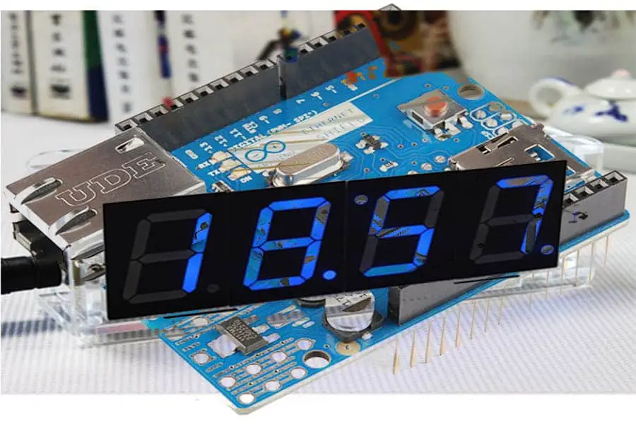 Build Alarm Clock, Motion Detector with Arduino LCD Shield
