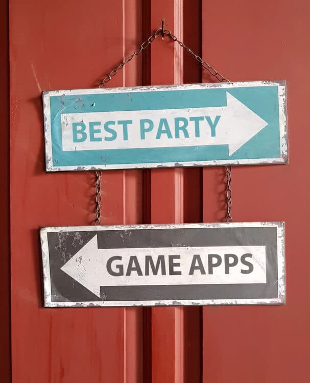 9 Of The Best Party Game Apps To Light up Your Party 🤴