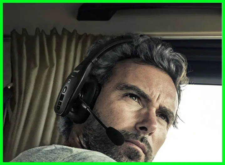 7 Of The Best Bluetooth Headset For Truckers in 2022