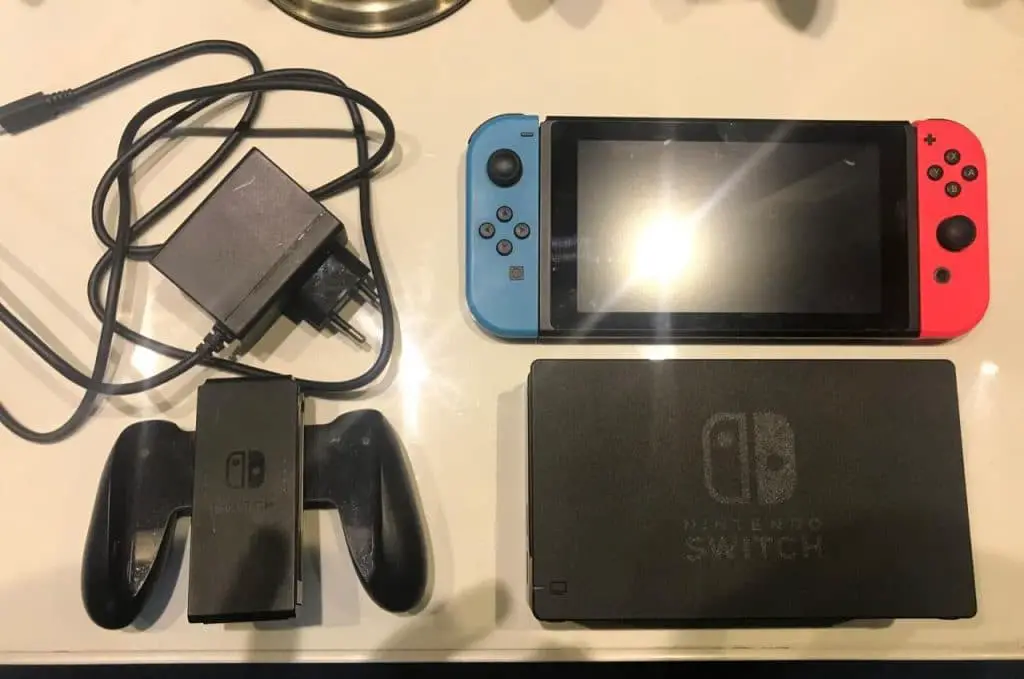 How To Connect Nintendo Switch To TV [StepByStep Guide]😎